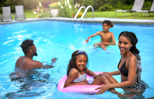 Cum se încălzește o piscină